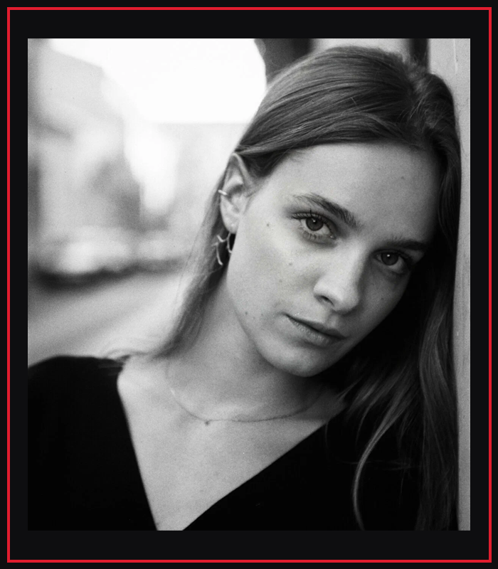 Анна Завтур